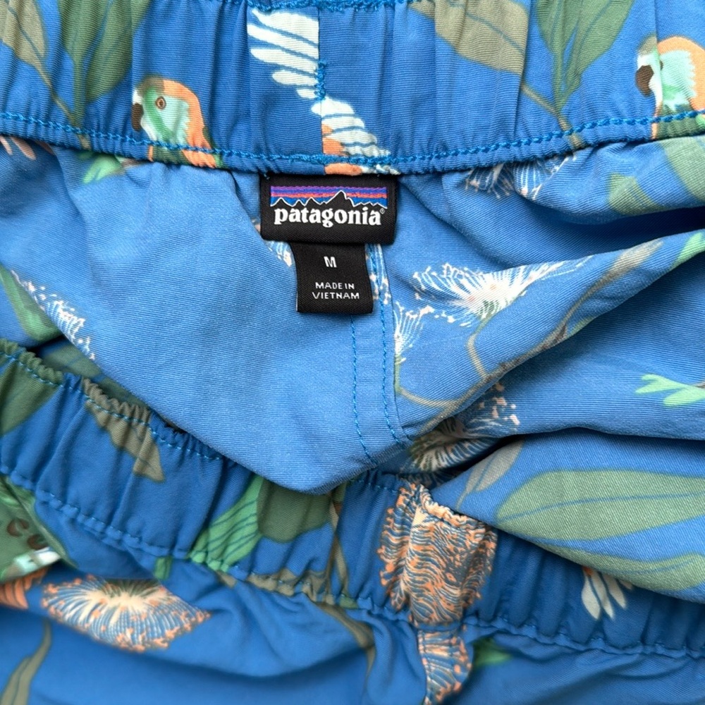 Patagonia Blue Parrot Print Shorts Bundle of 3 size medium